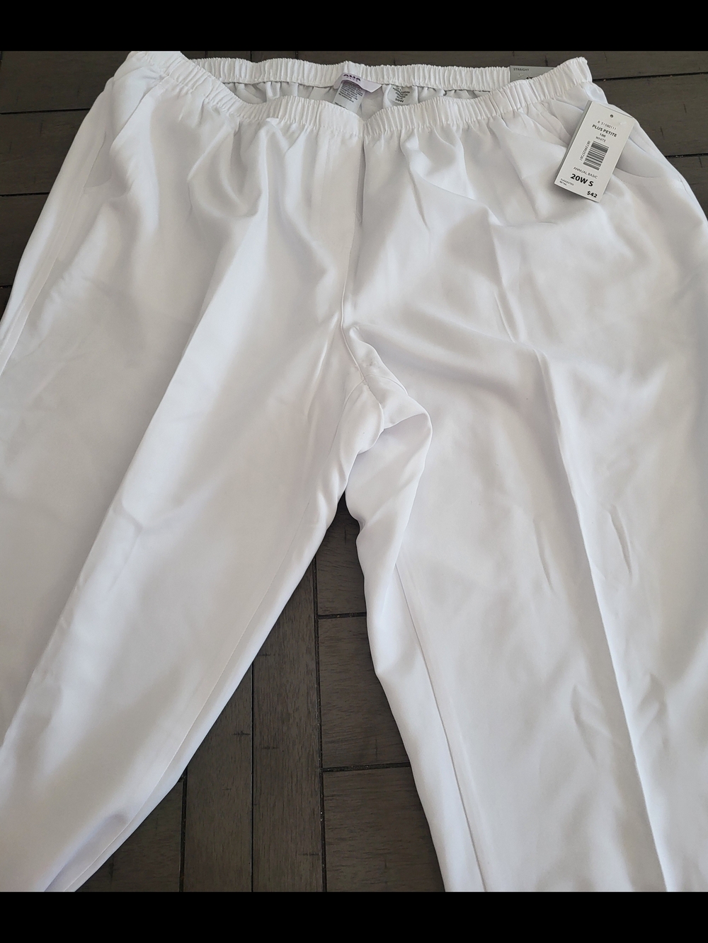 Women's White Elastic Waist Pull-On Pants SHORT